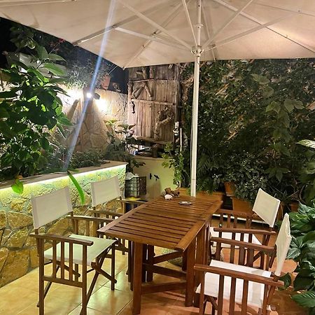 Apartament Eleonora'S Hidden Gem Ateny Zewnętrze zdjęcie